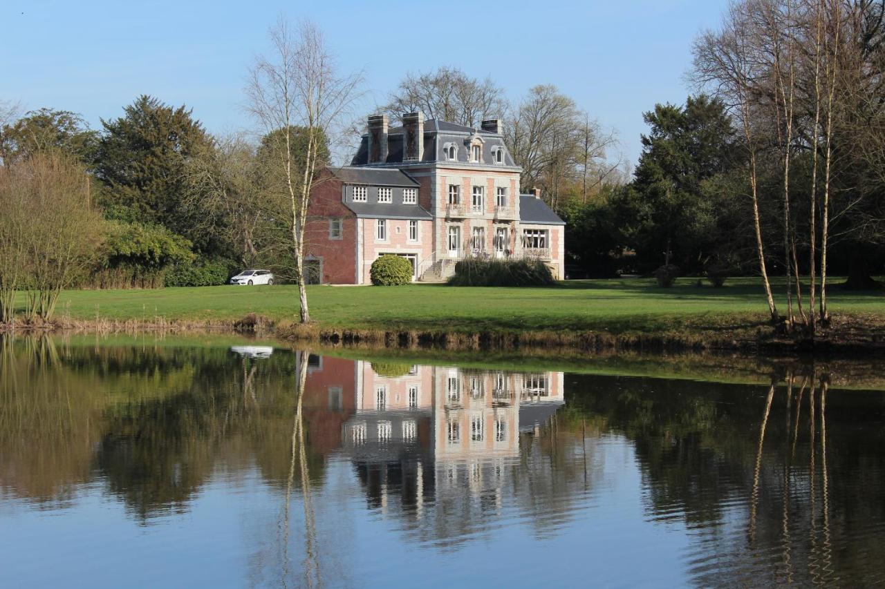 Château de la Chasse Beauvais Romagne  Exterior foto